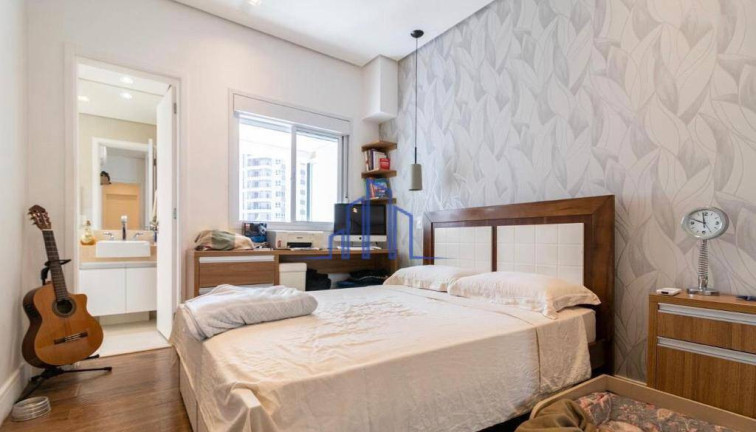 Imagem Apartamento com 3 Quartos à Venda, 138 m² em Alphaville Empresarial - Barueri Imagem Apartamento com 3 Quartos à Venda, 138 m² em Alphaville Empresarial - Barueri