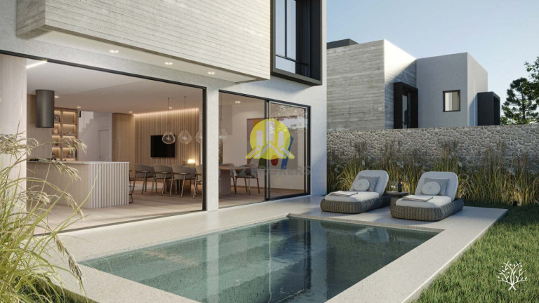Imagem Casa com 4 Quartos à Venda, 318 m² em Cascatinha - Curitiba Imagem Casa com 4 Quartos à Venda, 318 m² em Cascatinha - Curitiba