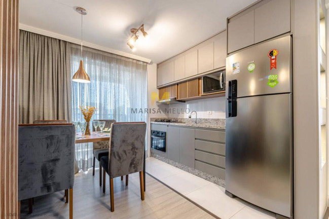 Imagem Apartamento com 2 Quartos à Venda, 53 m² em Maria Antonieta - Pinhais Imagem Apartamento com 2 Quartos à Venda, 53 m² em Maria Antonieta - Pinhais