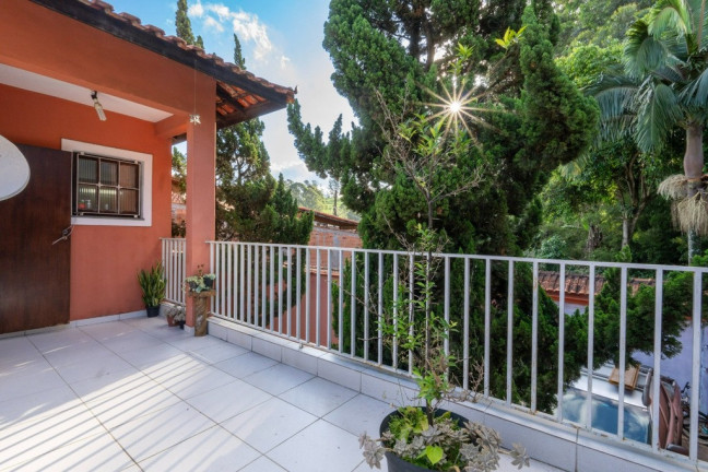 Imagem Casa com 3 Quartos à Venda, 130 m² em Jardim Três Marias - Taboão Da Serra Imagem Casa com 3 Quartos à Venda, 130 m² em Jardim Três Marias - Taboão Da Serra