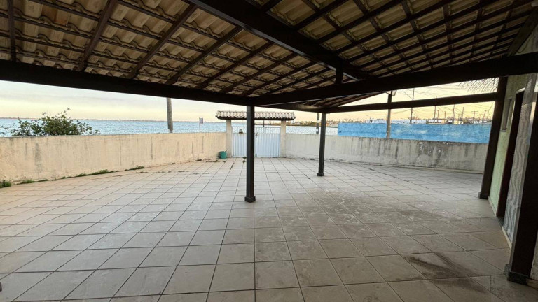 Imagem Casa com 3 Quartos para Alugar, 200 m² em Centro - Araruama