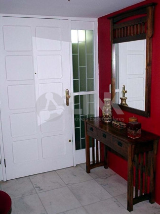 Imagem Casa com 5 Quartos à Venda, 392 m² em Chácara Das Pedras - Porto Alegre Imagem Casa com 5 Quartos à Venda, 392 m² em Chácara Das Pedras - Porto Alegre