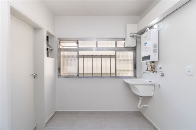 Imagem Apartamento com 2 Quartos à Venda, 99 m² em  Moema  -  São Paulo 
