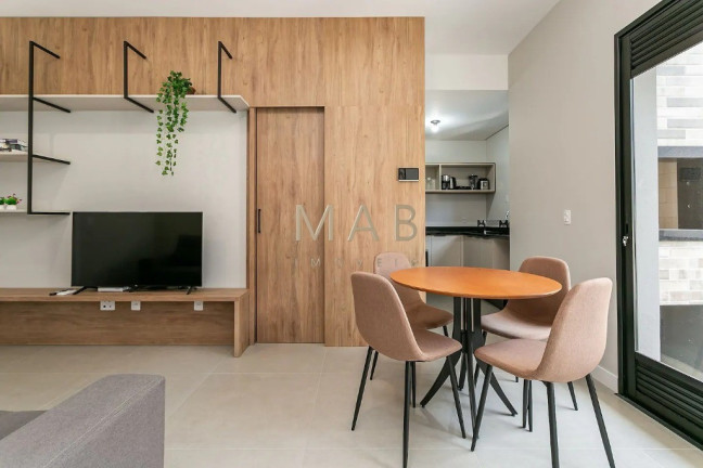Imóvel com 1 Quarto à Venda, 53 m² em Cachoeira Do Bom Jesus - Florianópolis
