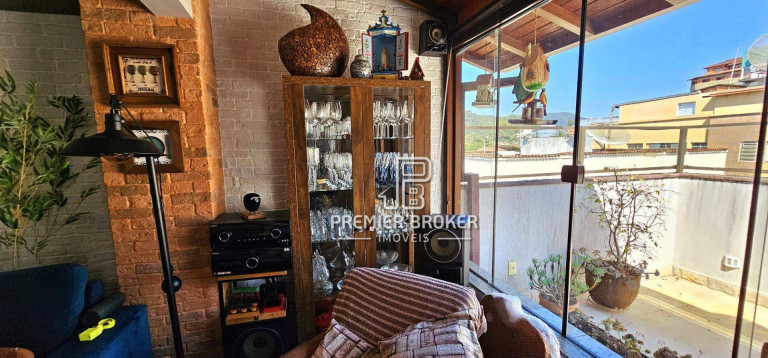 Imagem Cobertura com 2 Quartos à Venda, 127 m² em Alto - Teresópolis Imagem Cobertura com 2 Quartos à Venda, 127 m² em Alto - Teresópolis