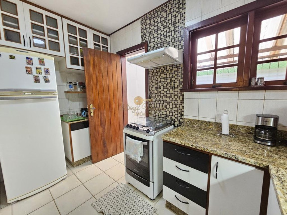 Imagem Casa com 3 Quartos à Venda, 120 m² em Quebra Frascos - Teresópolis Imagem Casa com 3 Quartos à Venda, 120 m² em Quebra Frascos - Teresópolis