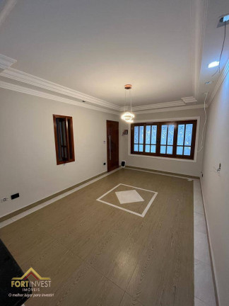Imagem Imóvel com 3 Quartos à Venda, 123 m² em Maracanã - Praia Grande Imagem Imóvel com 3 Quartos à Venda, 123 m² em Maracanã - Praia Grande