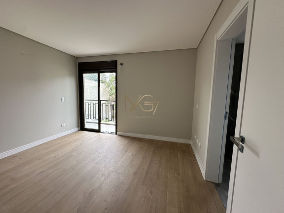 Imagem Sobrado com 3 Quartos à Venda, 302 m² em Boa Vista - Curitiba Imagem Sobrado com 3 Quartos à Venda, 302 m² em Boa Vista - Curitiba