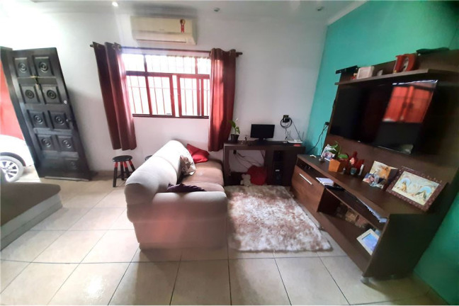 Imagem Casa com 3 Quartos à Venda, em Vila Nova - Cubatão Imagem Casa com 3 Quartos à Venda, em Vila Nova - Cubatão