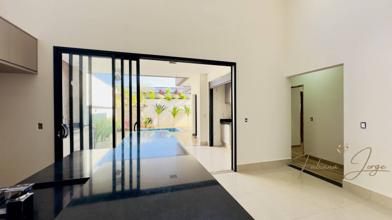 Imagem Casa com 3 Quartos à Venda, 300 m² em Jardim São Marcos - Valinhos
