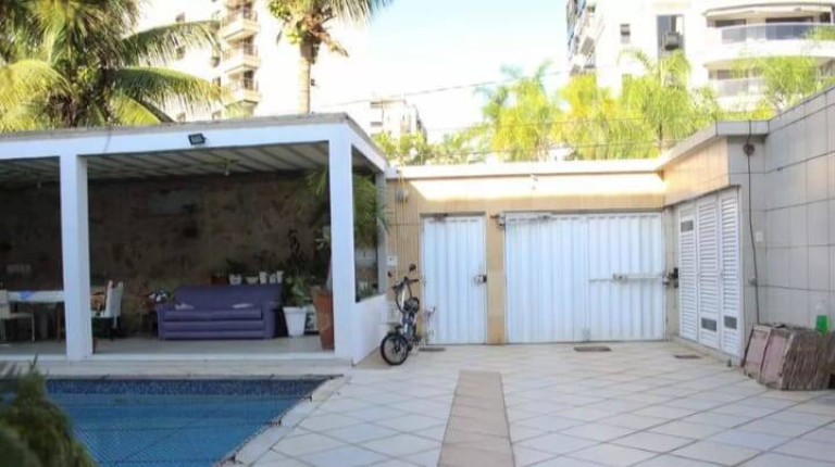 Imagem Casa com 5 Quartos à Venda, 725 m² em Barra Da Tijuca - Rio De Janeiro