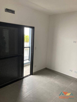 Imagem Sobrado com 4 Quartos à Venda, 180 m² em Balneário Copacabana - Caraguatatuba