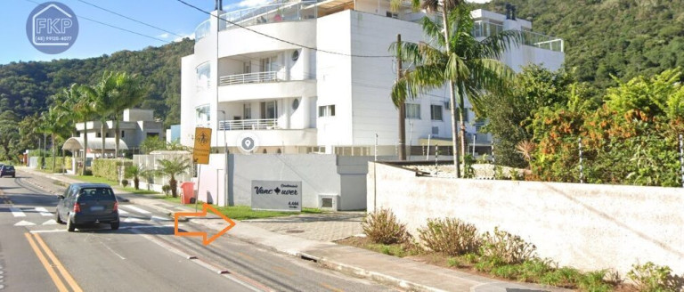Imagem Casa com 3 Quartos à Venda, 338 m² em Ponta Das Canas - Florianópolis Imagem Casa com 3 Quartos à Venda, 338 m² em Ponta Das Canas - Florianópolis