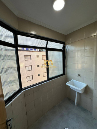 Imagem Apartamento com 2 Quartos à Venda, 74 m² em Ocian - Praia Grande