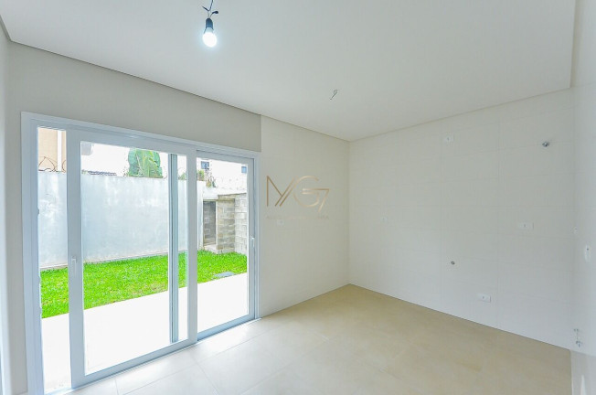 Imagem Casa com 3 Quartos à Venda, 121 m² em Xaxim - Curitiba Imagem Casa com 3 Quartos à Venda, 121 m² em Xaxim - Curitiba