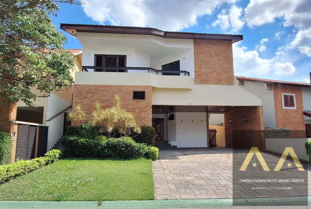 Casa com 4 Quartos para Alugar, 416 m² em Alphaville - Santana De Parnaíba