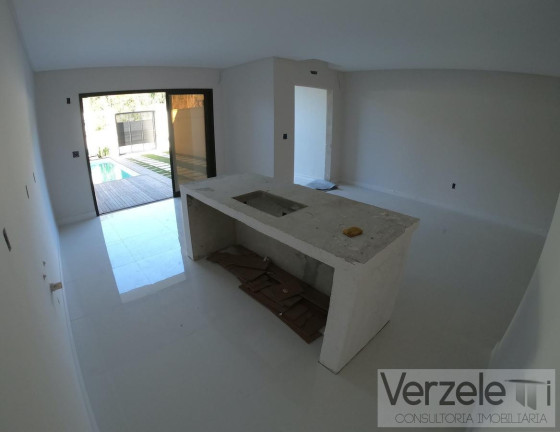Imagem Casa com 3 Quartos à Venda, 165 m² em São Francisco De Assis - Camboriú