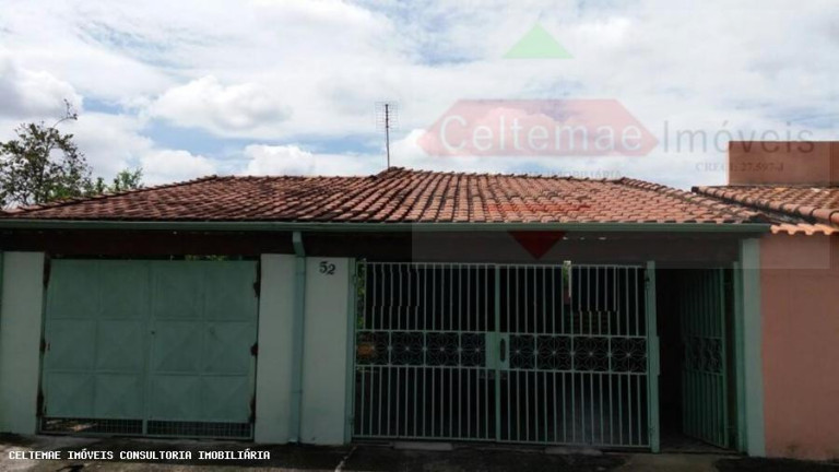 Casa com 2 Quartos à Venda, 200 m² em Jardim Santa Cecília - Pindamonhangaba