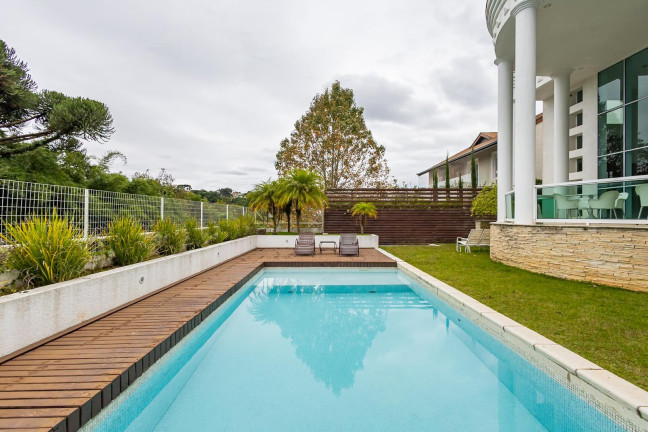Imagem Casa com 3 Quartos para Alugar, 461 m² em Vista Alegre - Curitiba Imagem Casa com 3 Quartos para Alugar, 461 m² em Vista Alegre - Curitiba