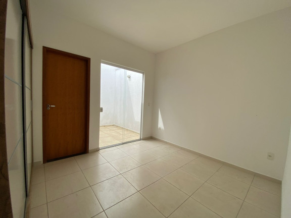 Imagem Casa com 3 Quartos à Venda, 100 m² em Horto Florestal - Sorocaba Imagem Casa com 3 Quartos à Venda, 100 m² em Horto Florestal - Sorocaba