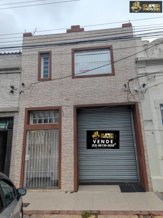 Casa com 2 Quartos à Venda, 225 m² em Centro - Pelotas
