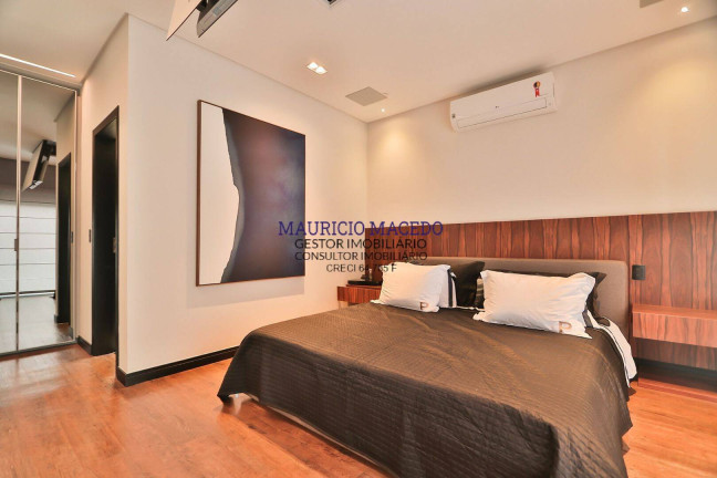 Imagem Casa com 4 Quartos à Venda, 500 m² em Alphaville - Santana De Parnaíba Imagem Casa com 4 Quartos à Venda, 500 m² em Alphaville - Santana De Parnaíba