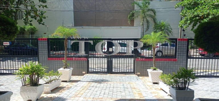 Apartamento com 2 Quartos à Venda, 75 m² em Tombo - Guarujá