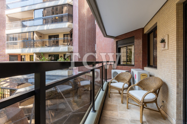Imagem Apartamento com 3 Quartos à Venda, 120 m² em Moema - São Paulo Imagem Apartamento com 3 Quartos à Venda, 120 m² em Moema - São Paulo