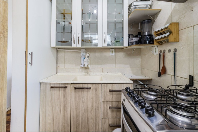 Imagem Imóvel com 2 Quartos à Venda, 65 m² em São Sebastião - Porto Alegre Imagem Imóvel com 2 Quartos à Venda, 65 m² em São Sebastião - Porto Alegre
