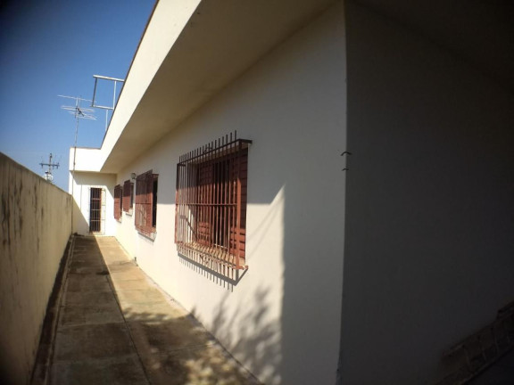 Imagem Casa com 3 Quartos à Venda, 269 m² em Centro - Botucatu Imagem Casa com 3 Quartos à Venda, 269 m² em Centro - Botucatu
