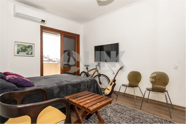 Imagem Apartamento com 1 Quarto à Venda, 57 m² em Independência - Porto Alegre Imagem Apartamento com 1 Quarto à Venda, 57 m² em Independência - Porto Alegre