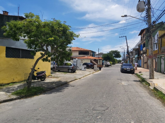 Imagem Imóvel com 3 Quartos à Venda, em Campo Grande - Rio De Janeiro Imagem Imóvel com 3 Quartos à Venda, em Campo Grande - Rio De Janeiro