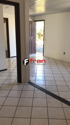 Imagem Casa com 6 Quartos à Venda, 200 m² em Córrego Grande - Florianópolis Imagem Casa com 6 Quartos à Venda, 200 m² em Córrego Grande - Florianópolis