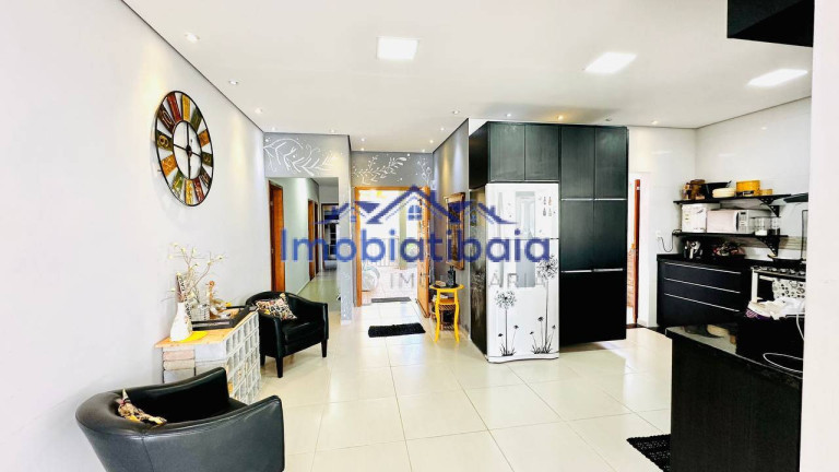 Imagem Casa com 4 Quartos à Venda, 1 m² em Centro - Joanópolis