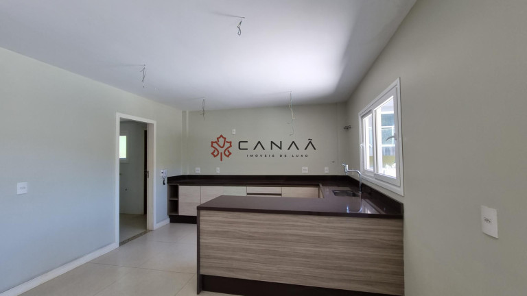 Imagem Casa de Condomínio com 4 Quartos à Venda, 253 m² em João Fernandes - Armação Dos Búzios Imagem Casa de Condomínio com 4 Quartos à Venda, 253 m² em João Fernandes - Armação Dos Búzios