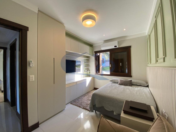 Imagem Casa com 4 Quartos à Venda, 300 m² em Centenário - Torres Imagem Casa com 4 Quartos à Venda, 300 m² em Centenário - Torres