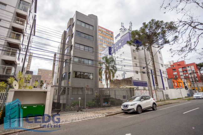 Imagem Apartamento com 3 Quartos à Venda, 123 m² em Centro - Curitiba Imagem Apartamento com 3 Quartos à Venda, 123 m² em Centro - Curitiba