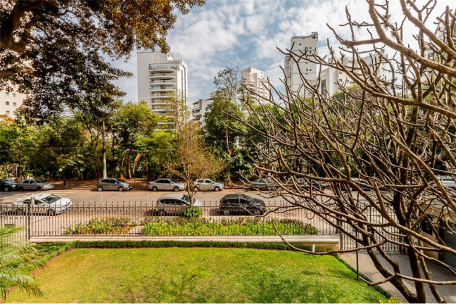 Imagem Imóvel com 3 Quartos à Venda,  em Higienópolis - São Paulo