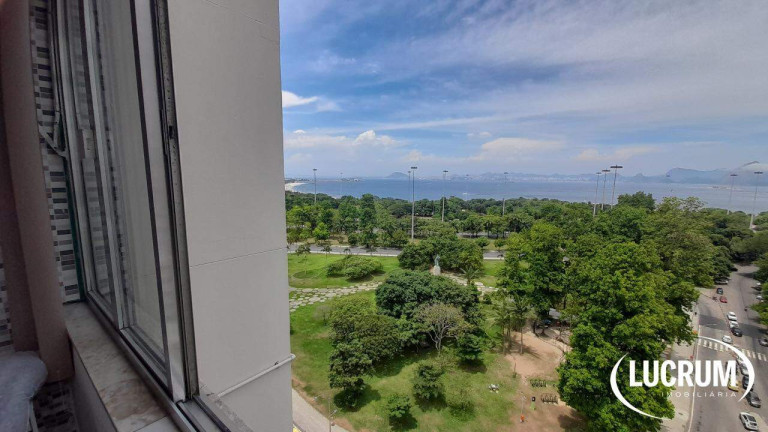 Imagem Imóvel com 1 Quarto à Venda, 26 m² em Flamengo - Rio De Janeiro Imagem Imóvel com 1 Quarto à Venda, 26 m² em Flamengo - Rio De Janeiro