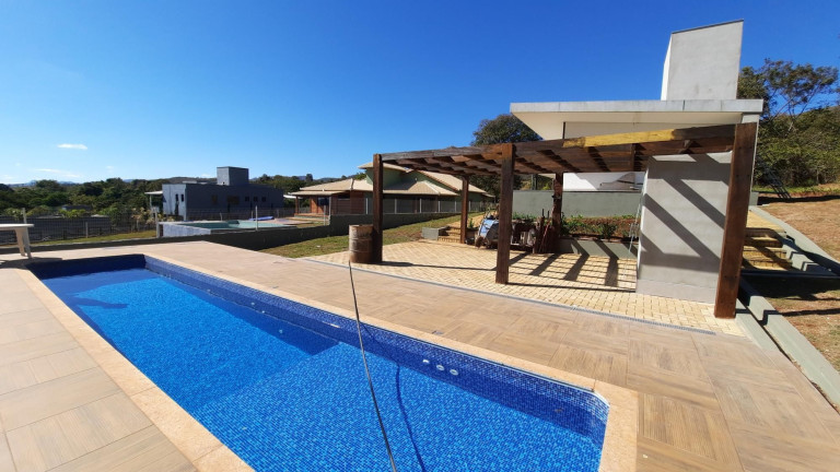 Imagem Imóvel com 3 Quartos à Venda, 280 m² em Zona Rural - Mário Campos Imagem Imóvel com 3 Quartos à Venda, 280 m² em Zona Rural - Mário Campos