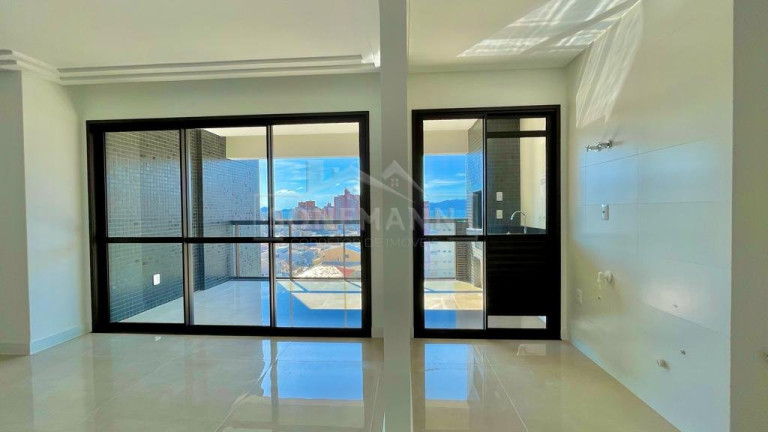 Imagem Apartamento com 3 Quartos à Venda, 123 m² em Canto - Florianópolis Imagem Apartamento com 3 Quartos à Venda, 123 m² em Canto - Florianópolis