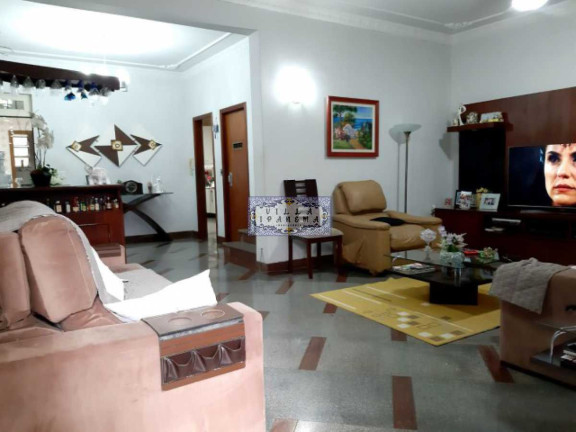 Imagem Imóvel com 6 Quartos à Venda, 480 m² em Vila Isabel - Rio De Janeiro Imagem Imóvel com 6 Quartos à Venda, 480 m² em Vila Isabel - Rio De Janeiro