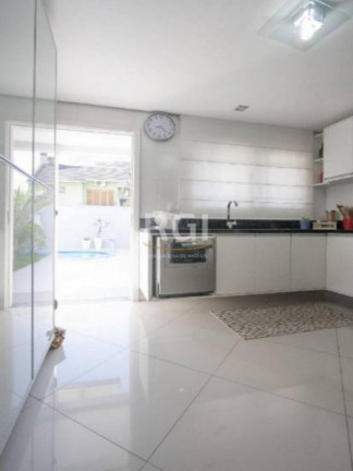 Imagem Casa com 4 Quartos à Venda, 369 m² em Sarandi - Porto Alegre Imagem Casa com 4 Quartos à Venda, 369 m² em Sarandi - Porto Alegre