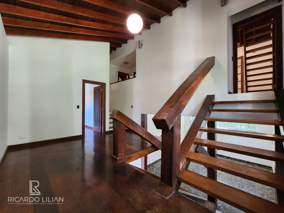 Imagem Casa com 3 Quartos à Venda, 288 m² em Centro - Mairiporã