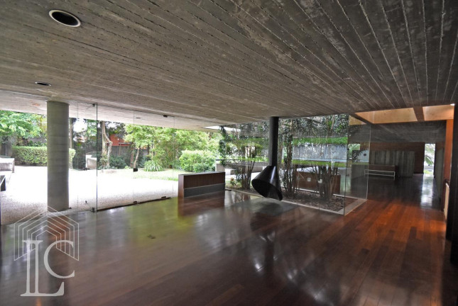 Imagem Casa com 3 Quartos à Venda, 976 m² em Cidade Jardim - São Paulo Imagem Casa com 3 Quartos à Venda, 976 m² em Cidade Jardim - São Paulo