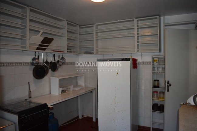Imagem Casa com 4 Quartos à Venda, 372 m² em Região Do Parque Da Ferradura - Campos Do Jordão Imagem Casa com 4 Quartos à Venda, 372 m² em Região Do Parque Da Ferradura - Campos Do Jordão