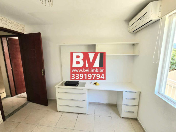 Imagem Casa com 2 Quartos à Venda, 58 m² em Irajá - Rio De Janeiro Imagem Casa com 2 Quartos à Venda, 58 m² em Irajá - Rio De Janeiro