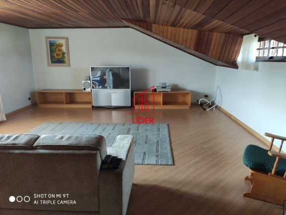 Imagem Casa com 4 Quartos à Venda, 320 m² em Curitiba Imagem Casa com 4 Quartos à Venda, 320 m² em Curitiba