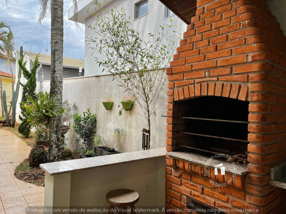 Imagem Casa com 3 Quartos à Venda, 131 m² em Vila Dos Lavradores - Botucatu Imagem Casa com 3 Quartos à Venda, 131 m² em Vila Dos Lavradores - Botucatu