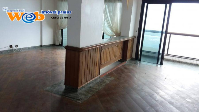 Imagem Apartamento com 3 Quartos à Venda, 210 m² em Tupi - Praia Grande